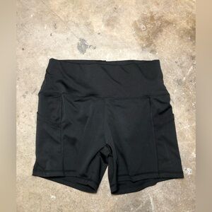 Athletic Black Women's Shorts Size Large With Scrunch